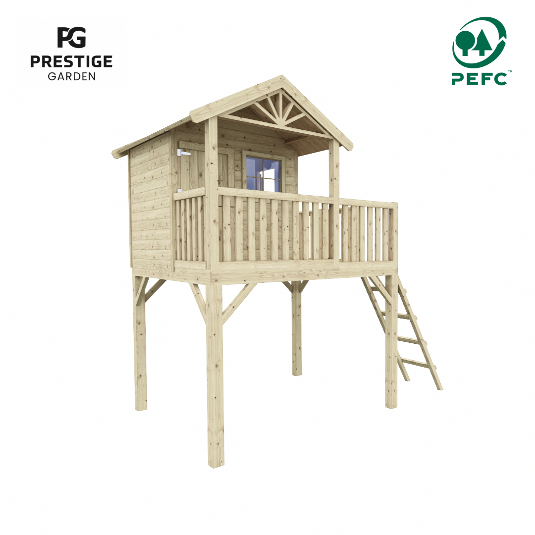 Houten speelhuis op palen met overkapping en balkon